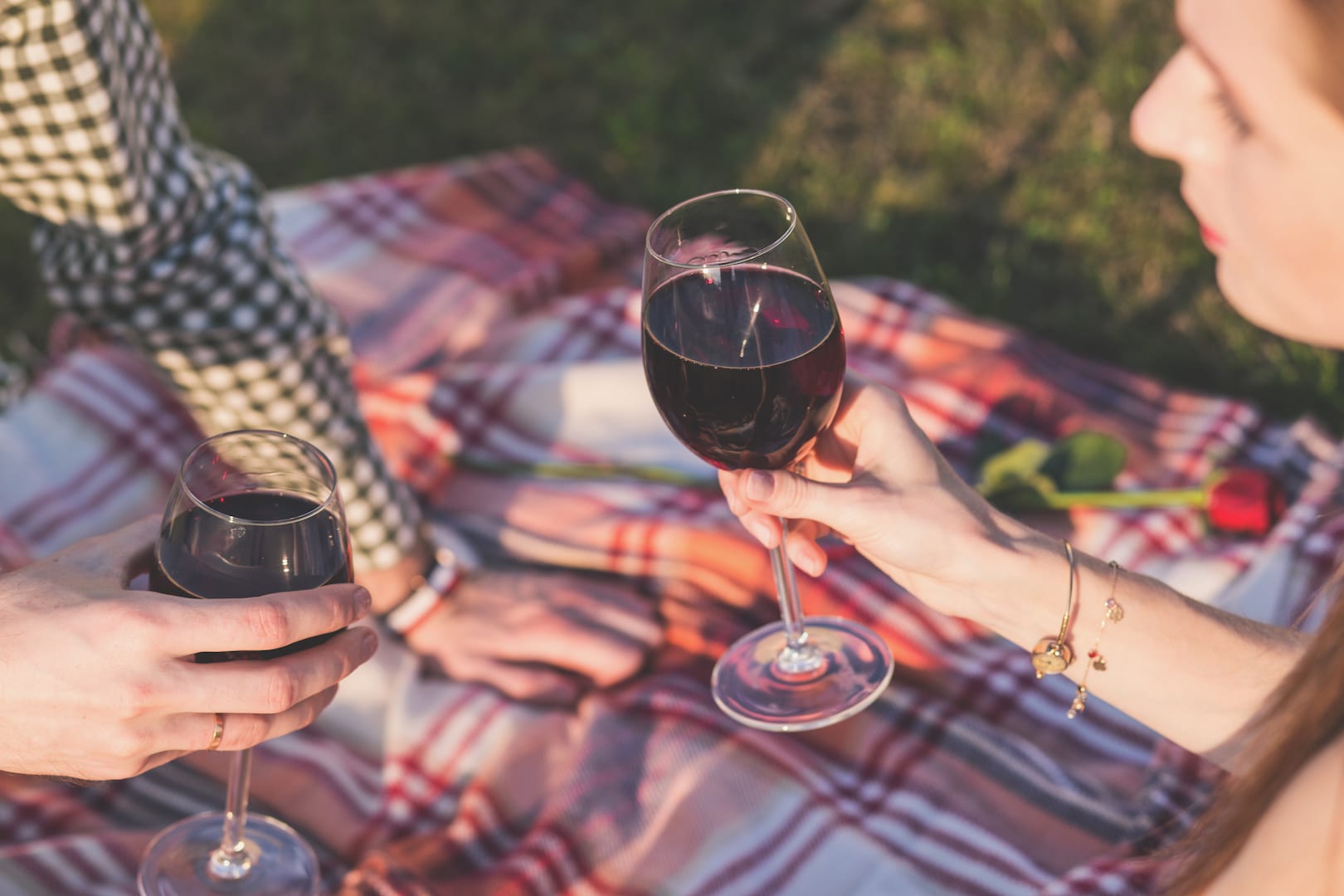 le 10 regole dell'abbinamento cibo vino